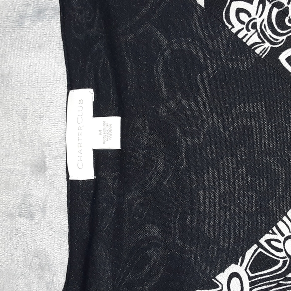 Charter Club Black and White Pullover Top. - Picture 4 of 10